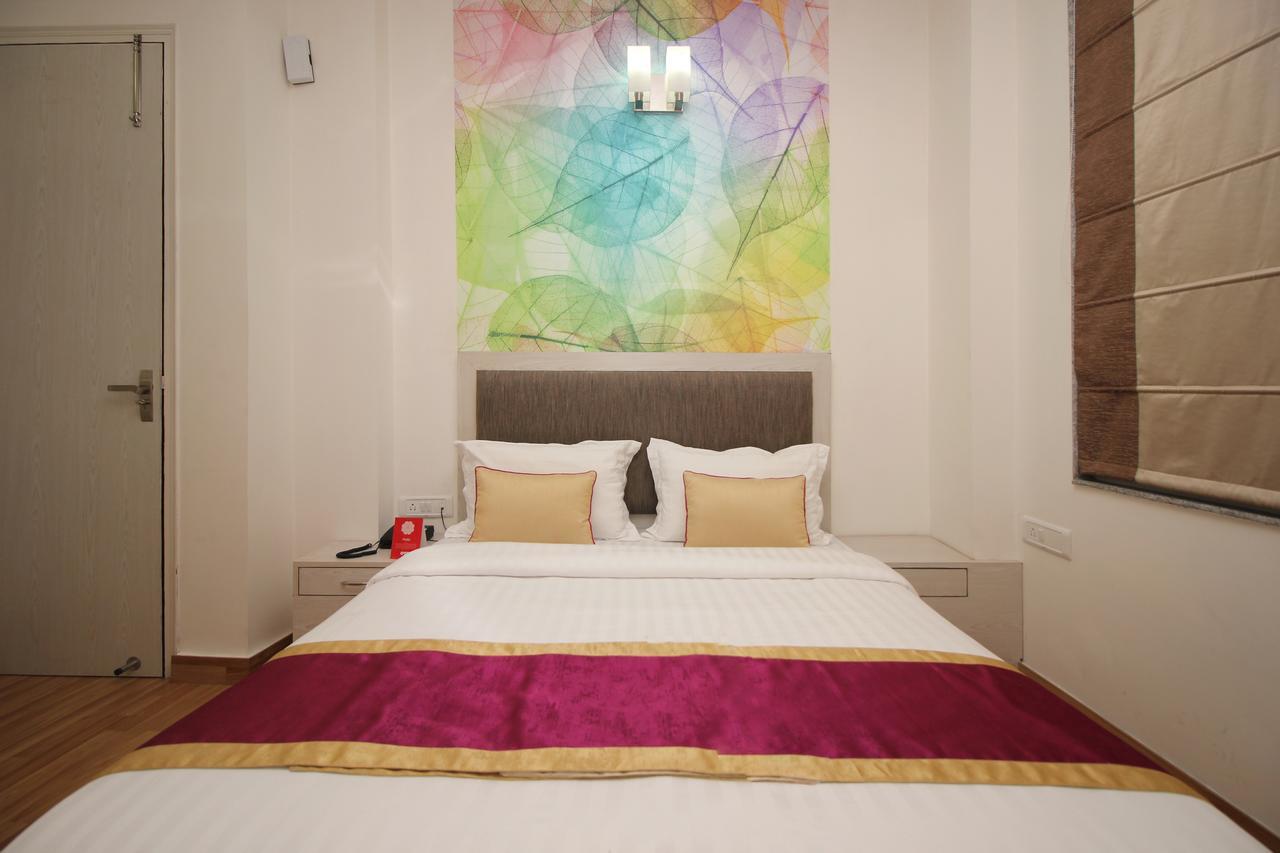 Hotel Nanak Residency New Delhi Extérieur photo